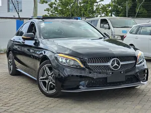 Mercedes-Benz C200 2019 Black