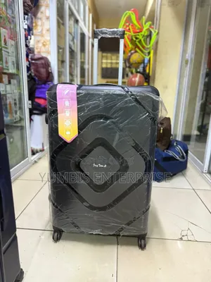 Black' Qualify Large 1pc Rubber Suitcase Fits Upto 30kgs