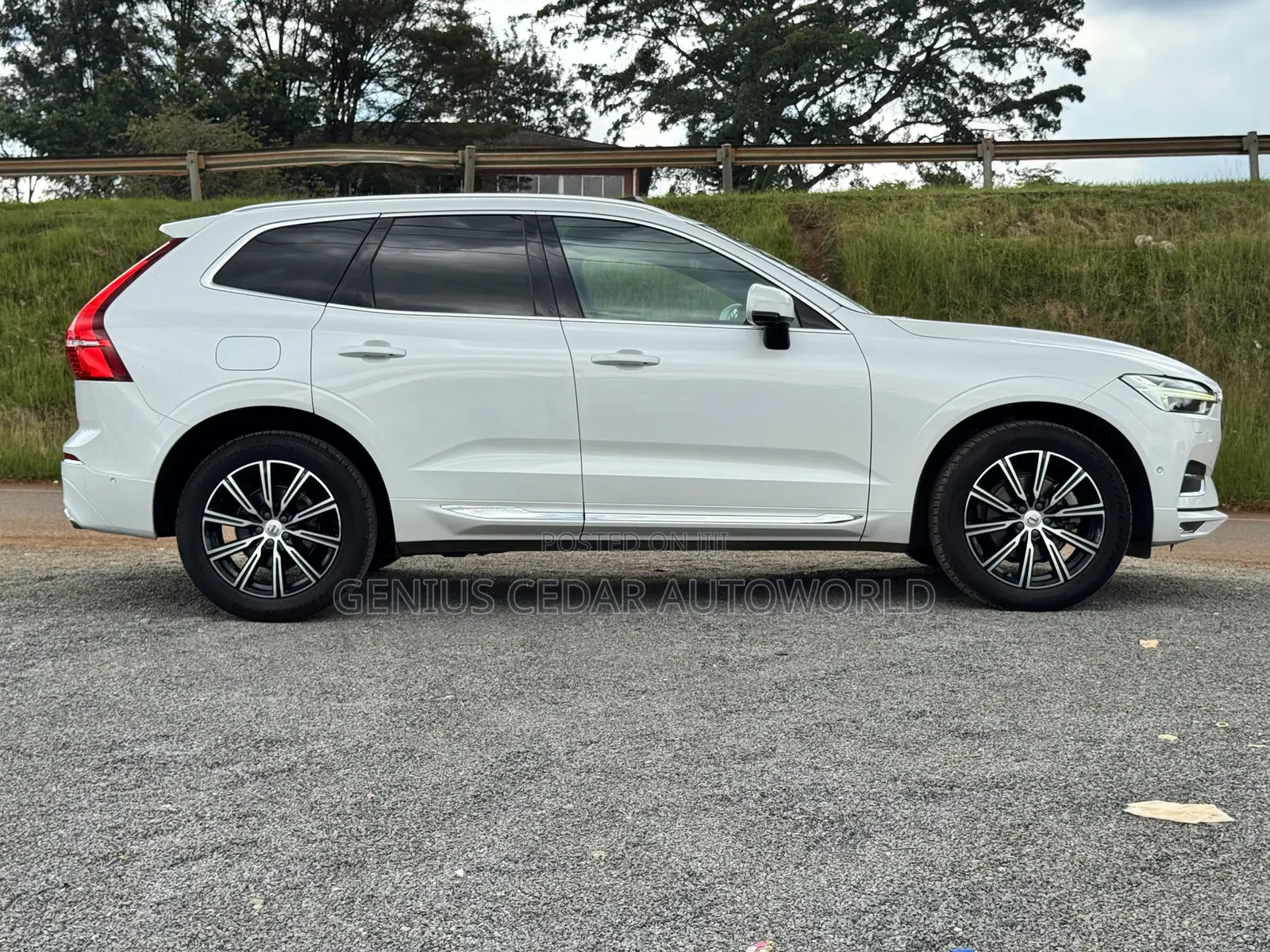Volvo XC60 2018 White