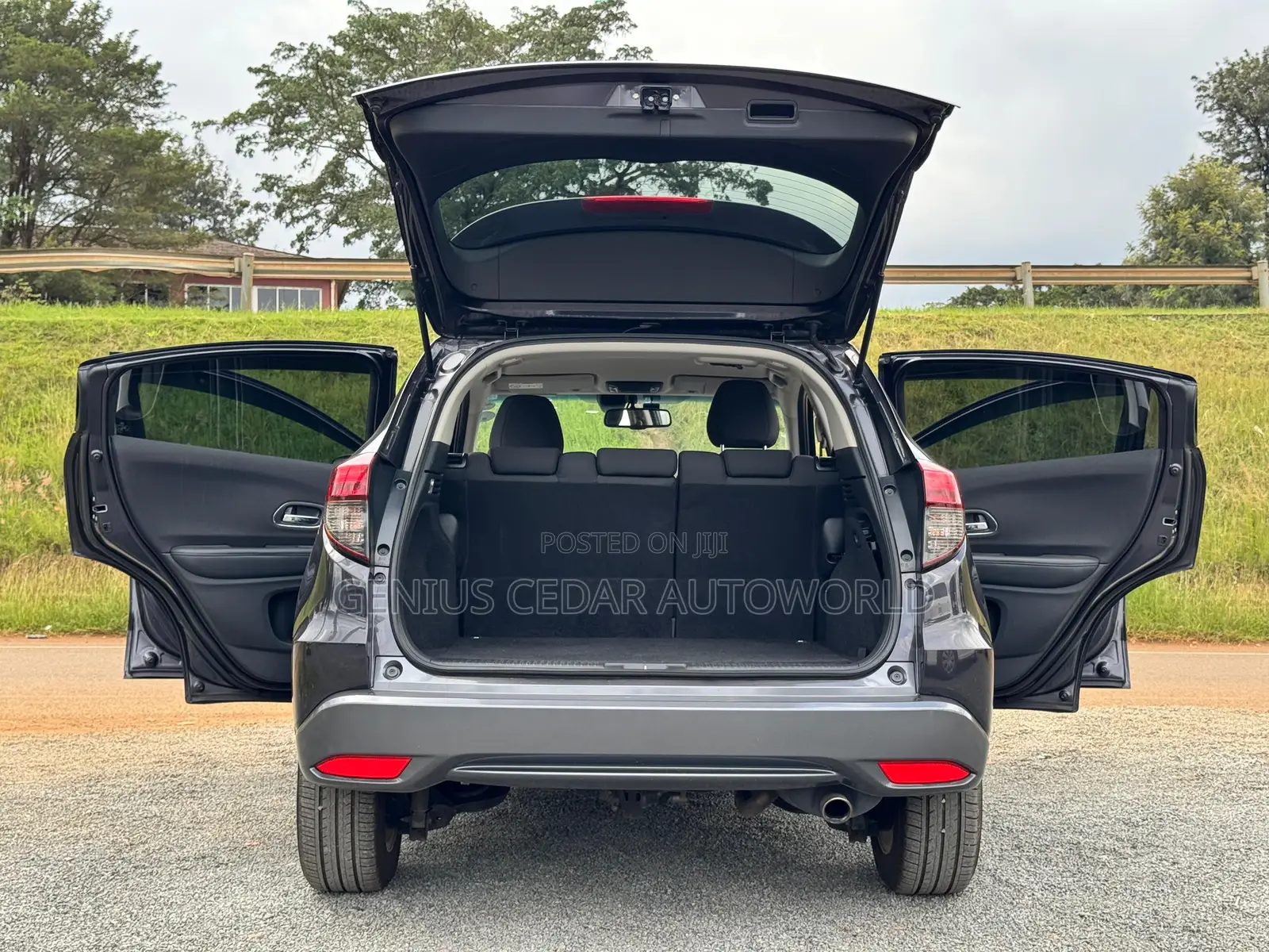 Honda Vezel 2018 Black
