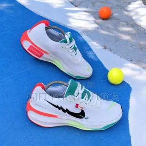 Nike Zoom (Invincible Run 3)*