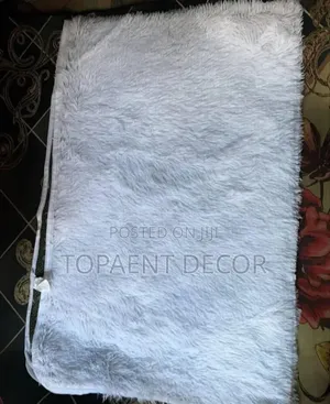 White Good Looking Fluffy 7 By 8 Warm Carpet