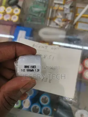 1/2c Nicd 1000mah 1.2v Button Top Rechargeable Battery for F