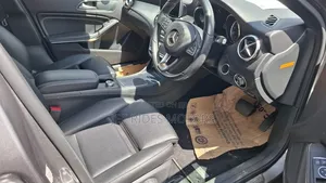 Mercedes-Benz GLA-Class 2017 Gray