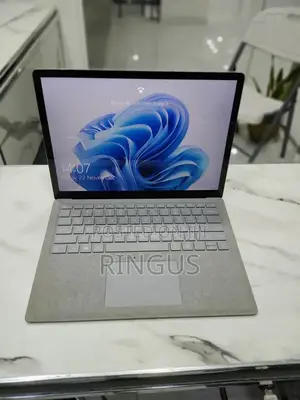 Laptop Microsoft Surface Book 8GB Intel Core I5 SSD 256GB