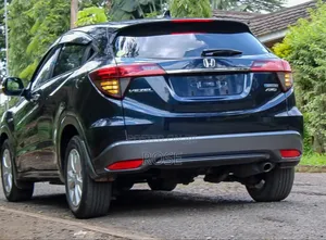Honda Vezel 2018 Blue