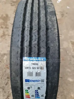 9.5 R17.5 Triangle. Tyres