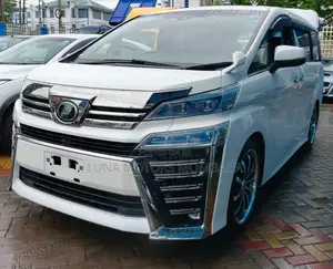 Toyota Vellfire 2018 White