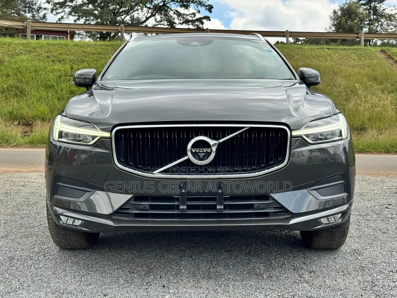 Volvo XC60 2018 Gray