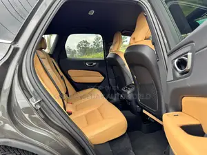 Volvo XC60 2018 Gray