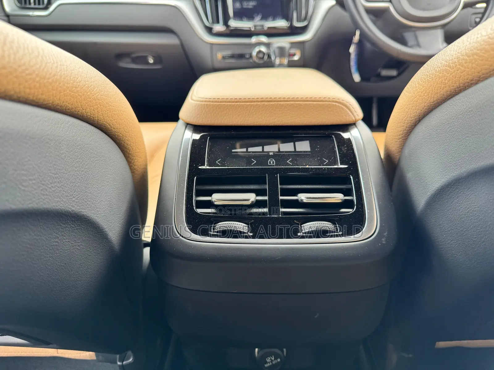 Volvo XC60 2018 Gray