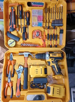 Dewalt Rechargeable Drill Set L) Dewalt Cordless Drill 36v
