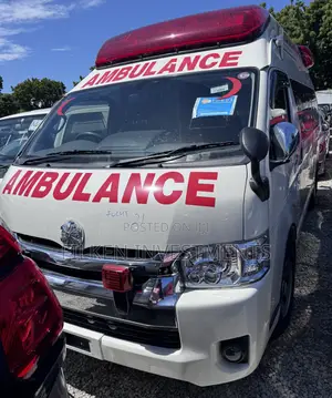 Toyota Grand HiAce 2019 White