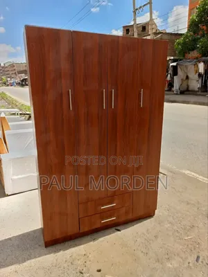 Wordrobe Wooden