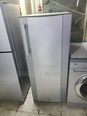 Von Hotpoint/ Silver 180litres Working Good