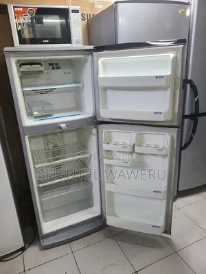 Large Double Double Door Fridge <></ Refrigerator A