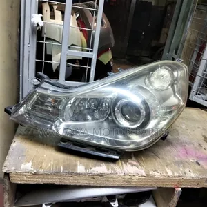 Nissan Wing Road Y12 Xenon Headlamp, Clean Ex Japan