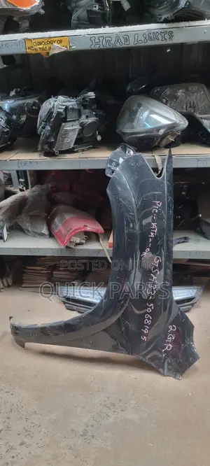 Toyota Rav4 Left Front Wing