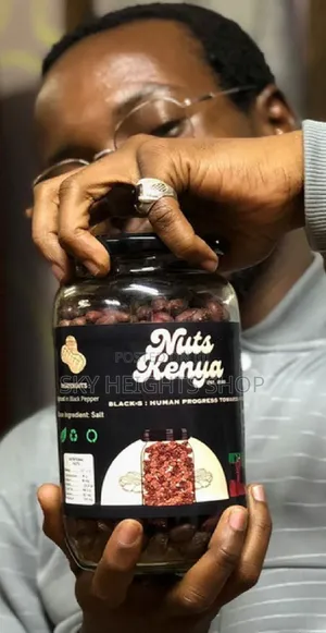 Blacks Blend Ground Nuts 1000g Glass Jar