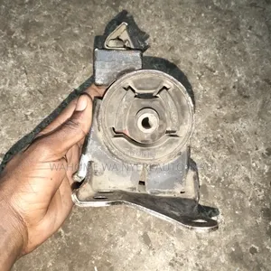 Nissan Xtrail Nt30 Gearbox Mount