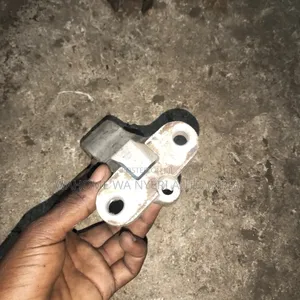 Subaru Forester,Legacy,Outback Radiator Mounting