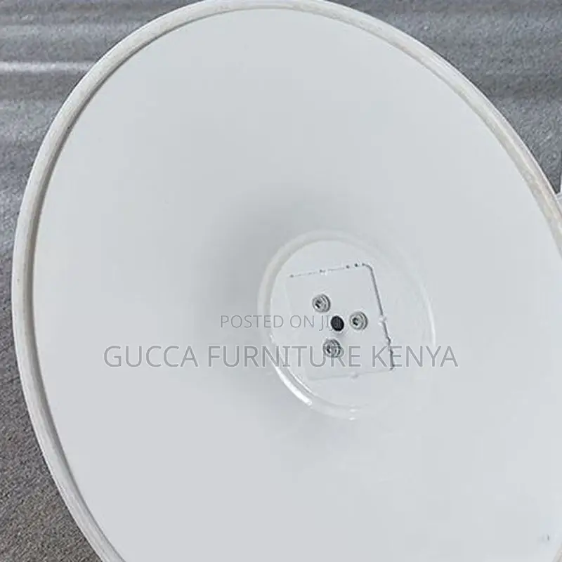 Dining Table:Marble-Top Round Dining Table With Column Base
