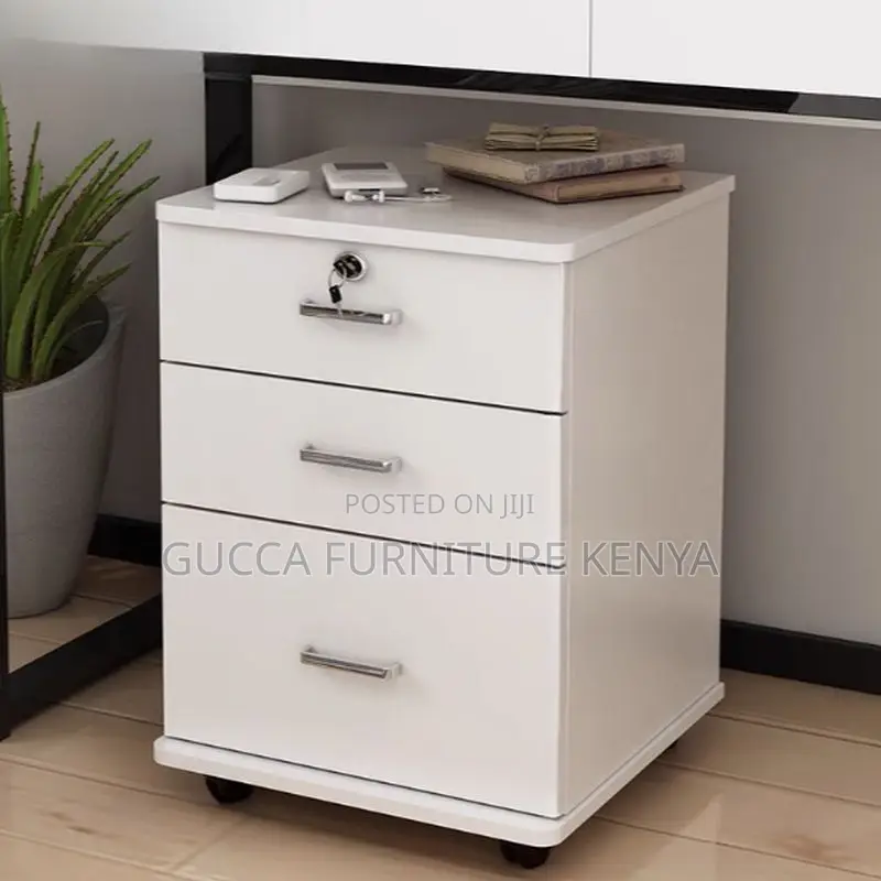 Cabinets:Medium Storage Pedestal With Swivel Wheels