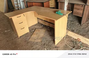 Modern Lshaped Office/ Reception Desk 1.6 Mtrs