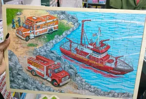 100-Piece Wooden Jigsaw Puzzle