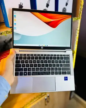 Laptop HP EliteBook 830 G8 16GB Intel Core I5 SSD 512GB