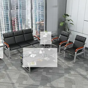 Office Sofa:5-Seater Visitor Sofa With Plush Armrest Padding