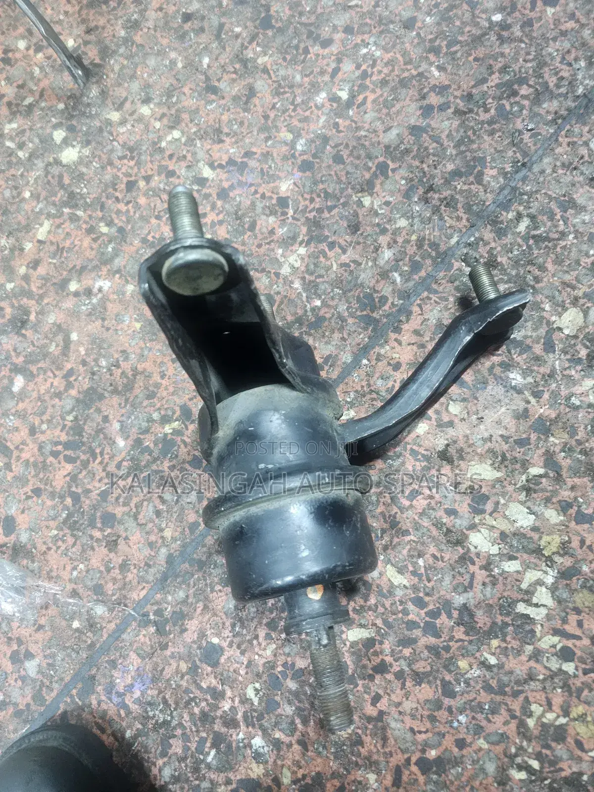 Harrier Engine Mounting