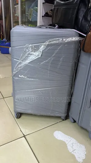 Size 72cmm Height Rubber Suitcase Large Size Upto 25kgs