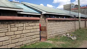 1bdrm Block of Flats in Complex Utawala for sale