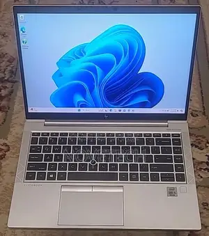 Laptop HP EliteBook 840 G7 8GB Intel Core I5 SSD 256GB