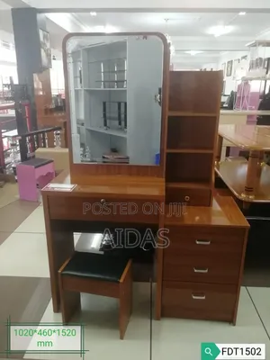 Brown Dressing Table With Sliding Mirror