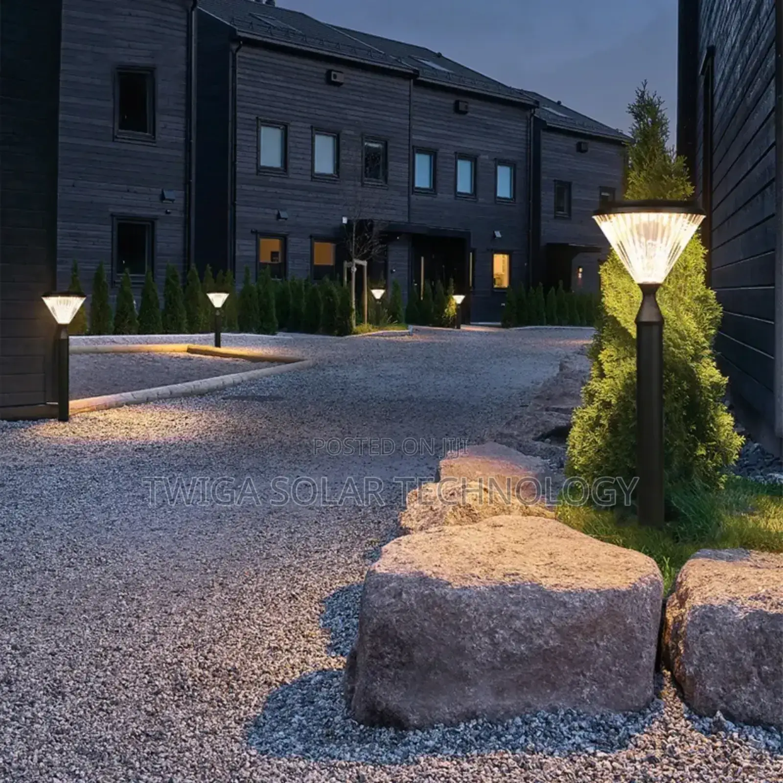 Diamond Solar Garden Lights