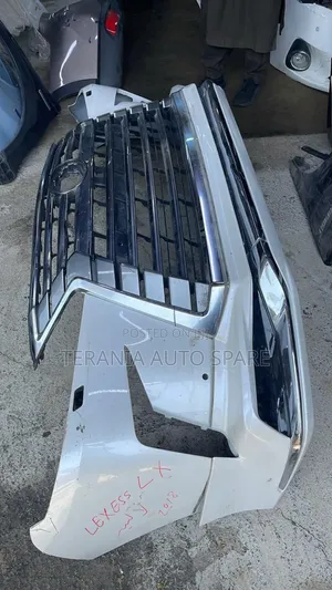 Lexus 570 From Bumper