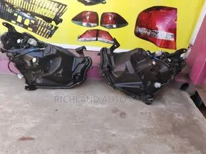 Headlamp Daihatsu Mira La350s