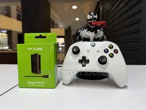 Xbox One Pad and Battery Pack Combo