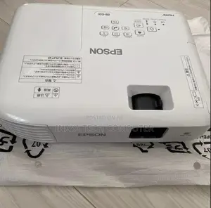 Epson Eb-E01 3lcd Business Projector