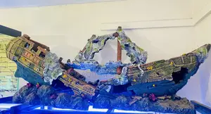 1m Giant Aquarium Shipwreck – Perfect for Fish Hideouts
