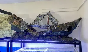Deluxe Shipwreck for Aquariums – Mystical Majestic