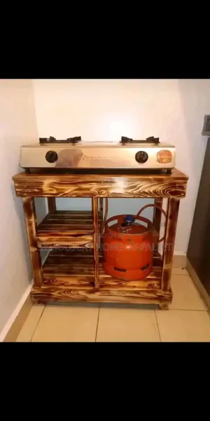 Pallet Kitchen Table Stand.Hardwood Framed