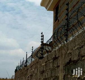 Electric Fence Razor Inclusive Installation
