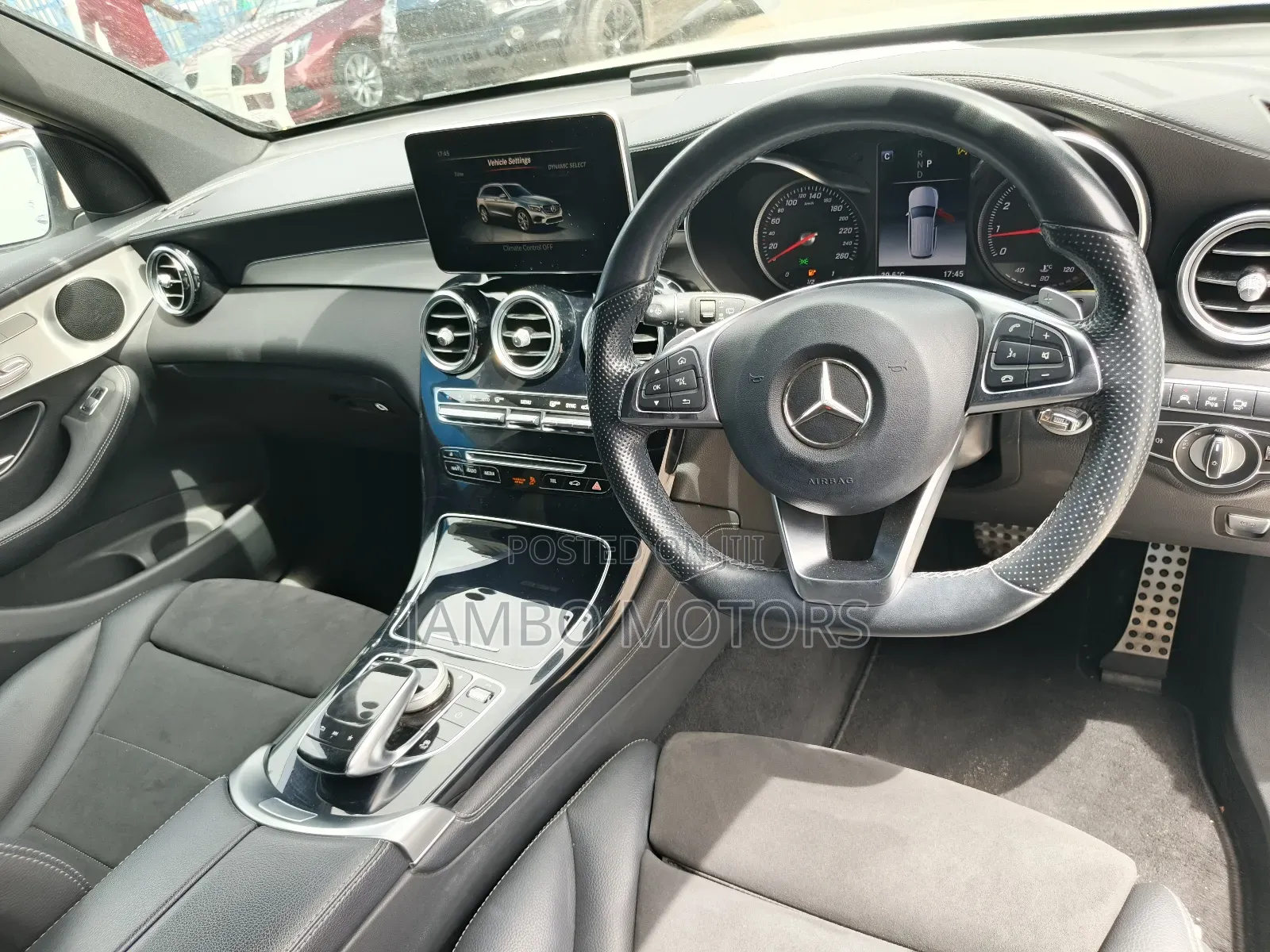 Mercedes-Benz GLC-Class 2019 White