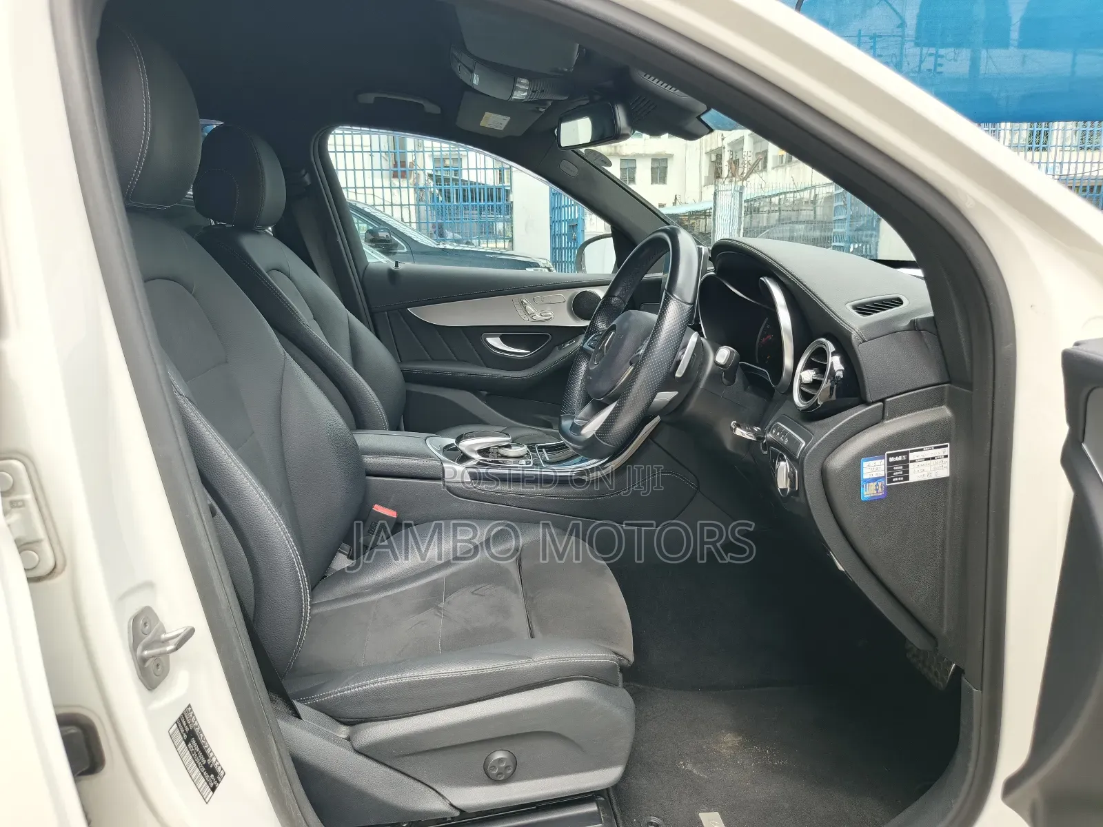 Mercedes-Benz GLC-Class 2019 White