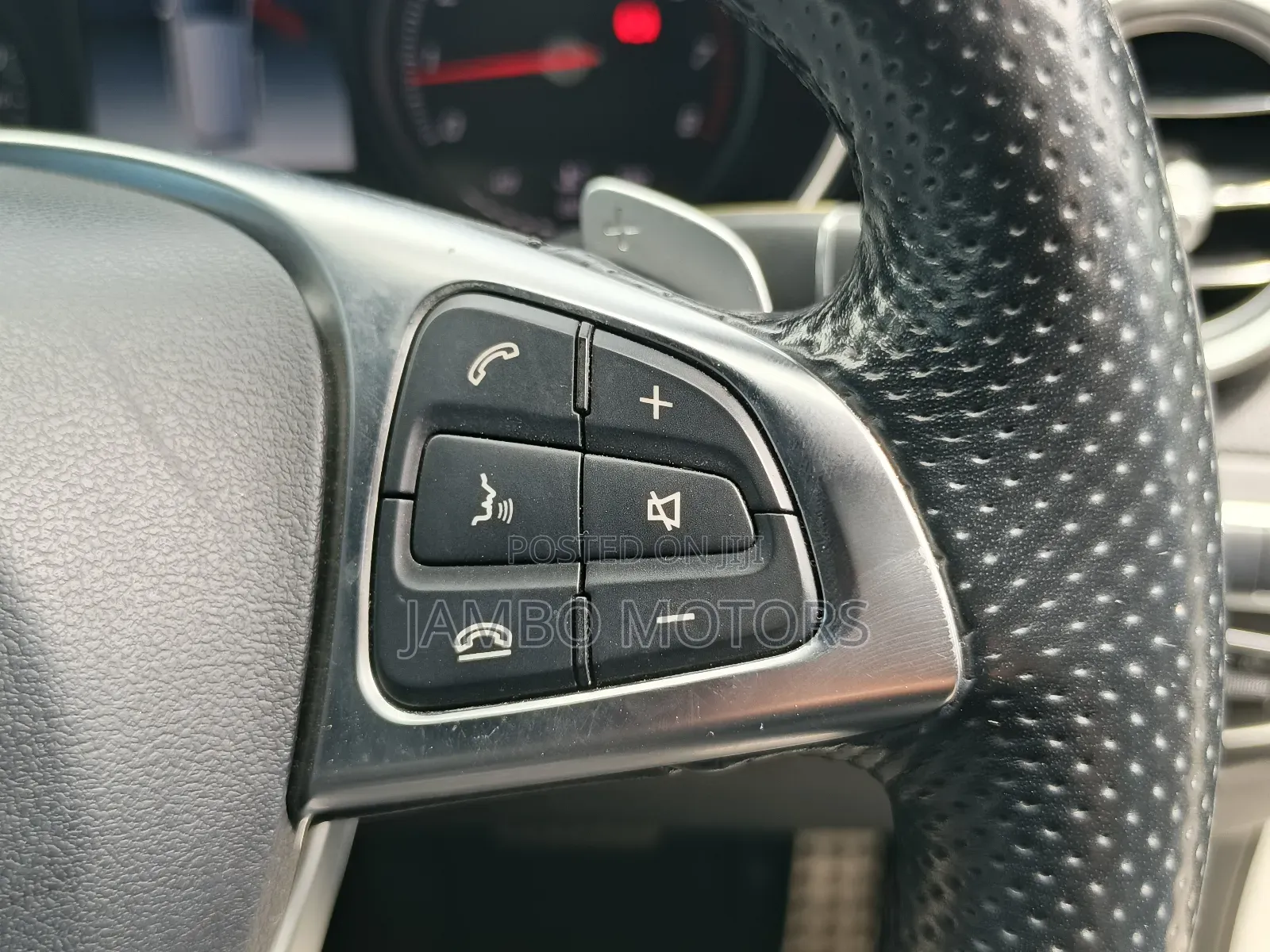 Mercedes-Benz GLC-Class 2019 White