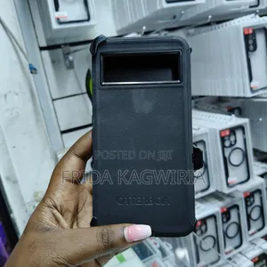 Google Pixel 8 Otter Box Defender Armour Back Cover