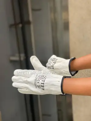 Short Leather Gloves For Mechanics.